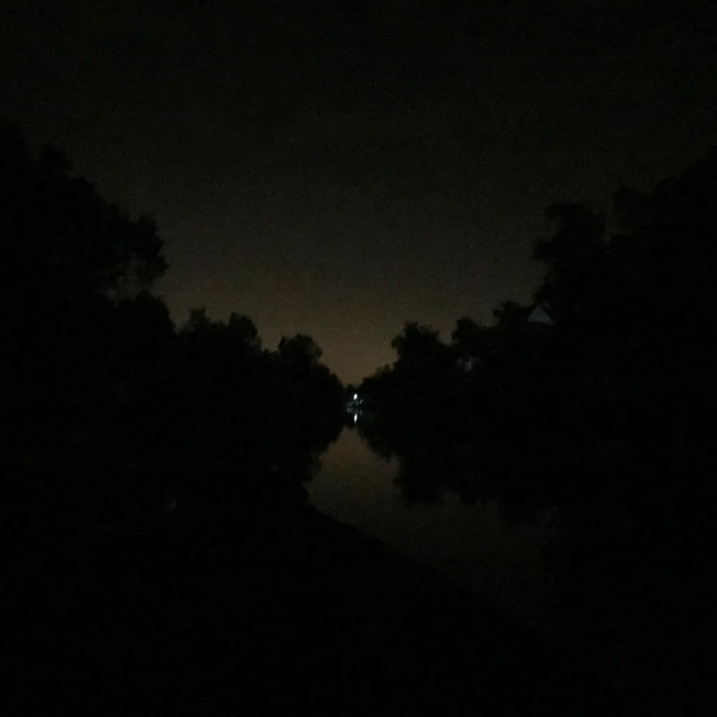 4 am light