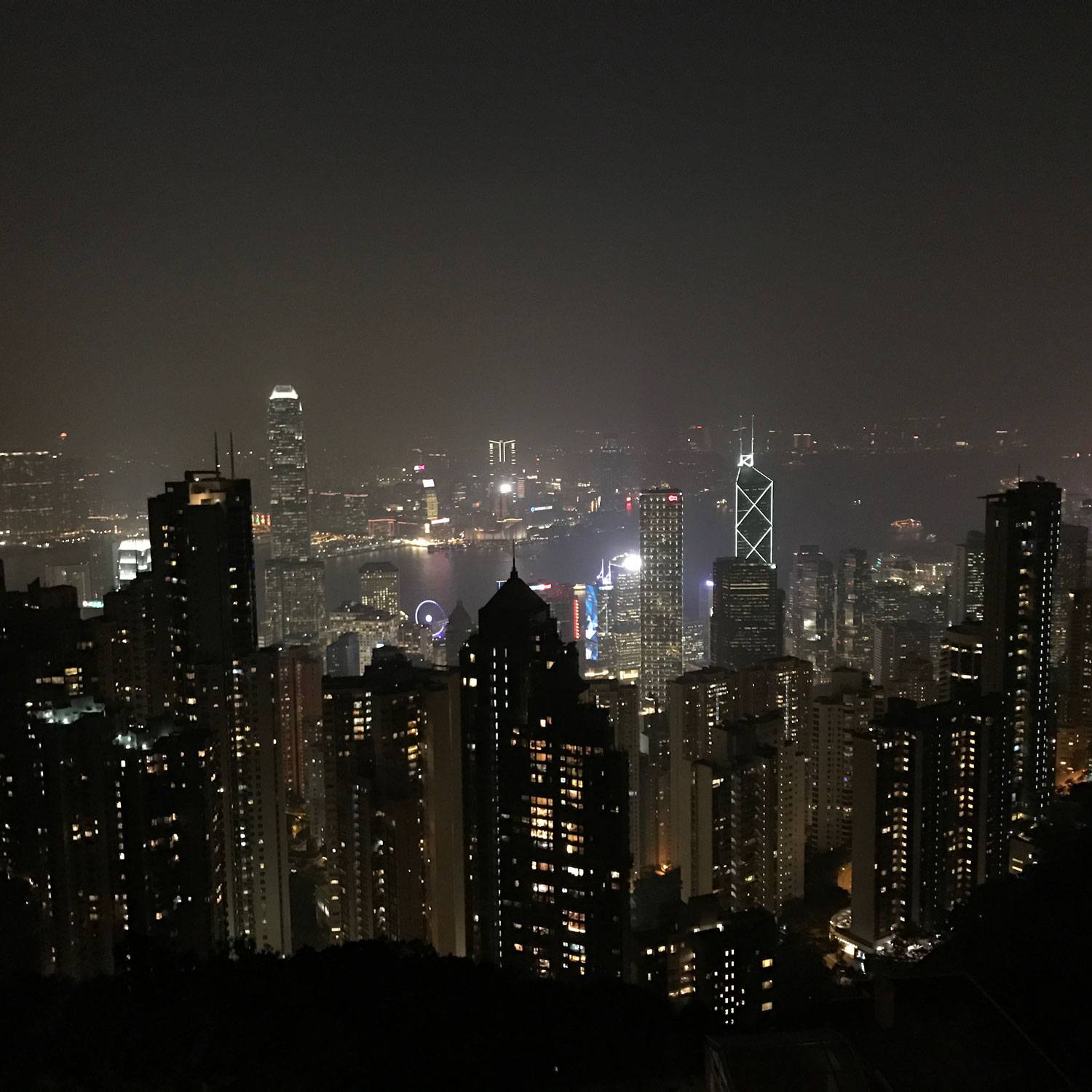 hong-kong-victoria-peak-skyline