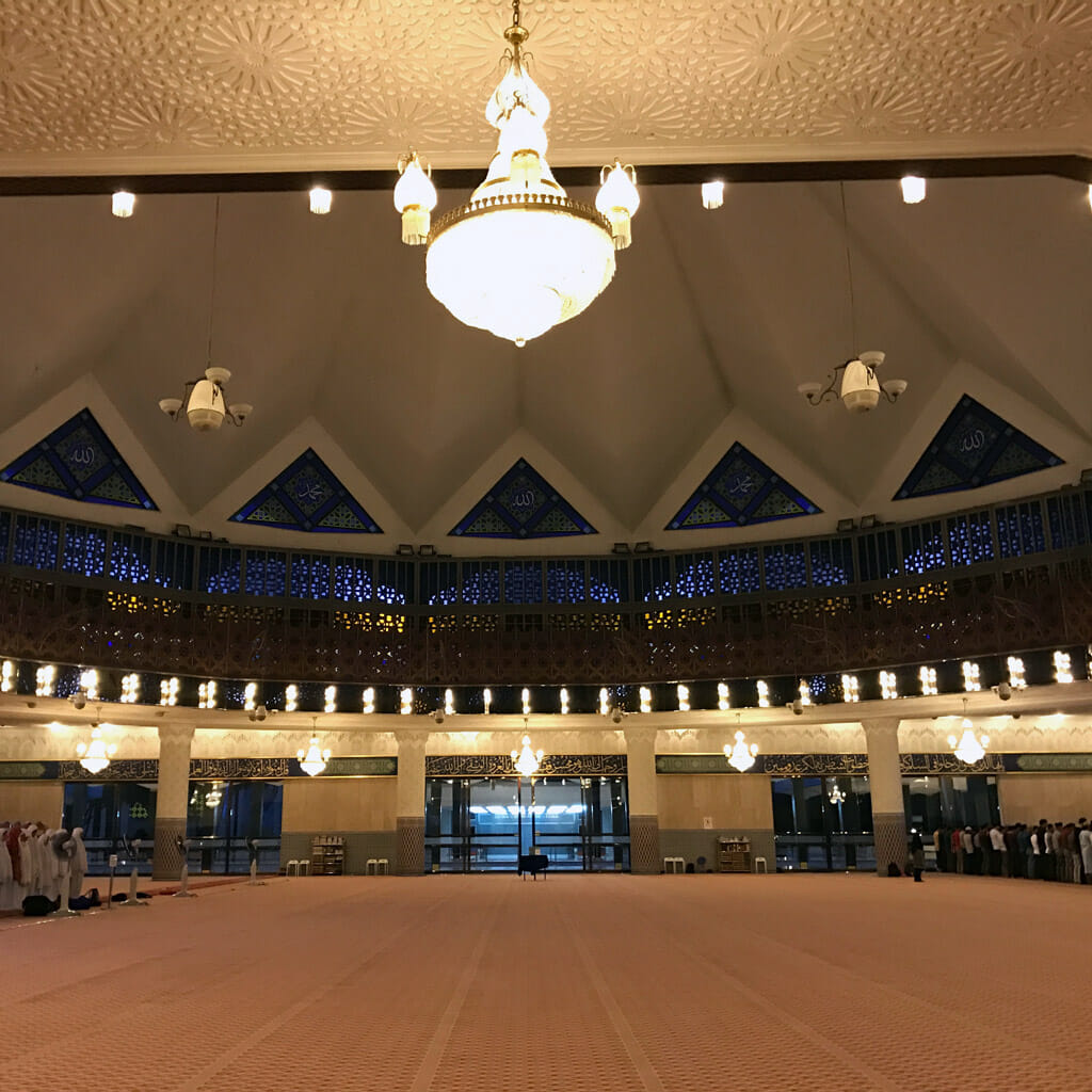Kuala-Lumpur-National-Mosque-02